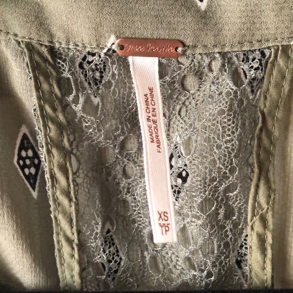 FREE PEOPLE snap button dress - Picture 2 of 4